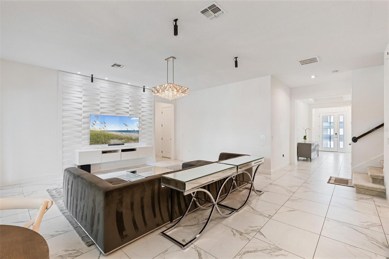 Image 16 of 64 For 9218 Holliston Creek Place