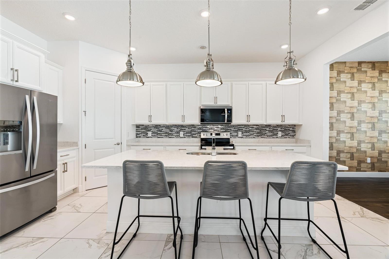 Image 18 of 64 For 9218 Holliston Creek Place