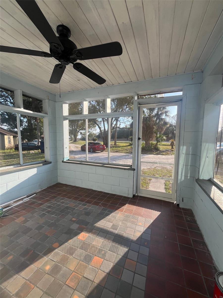 Image 2 of 9 For 5353 Orange Blossom Trail