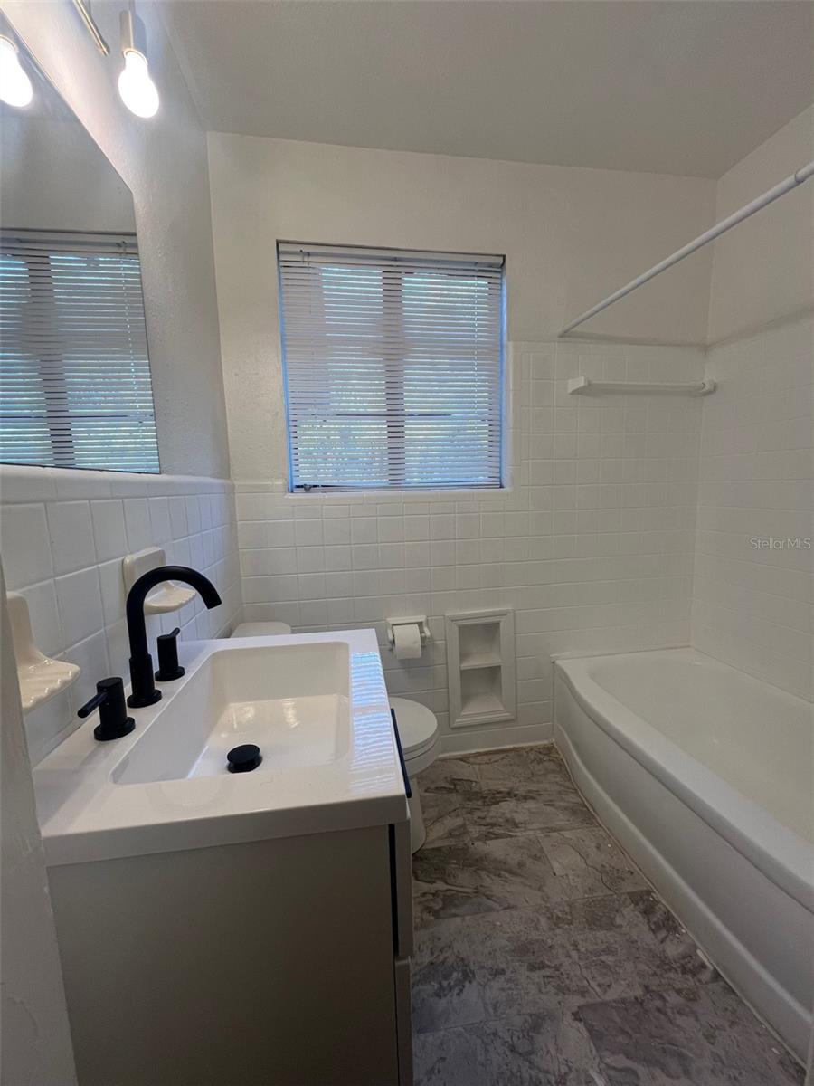 Image 5 of 9 For 5353 Orange Blossom Trail