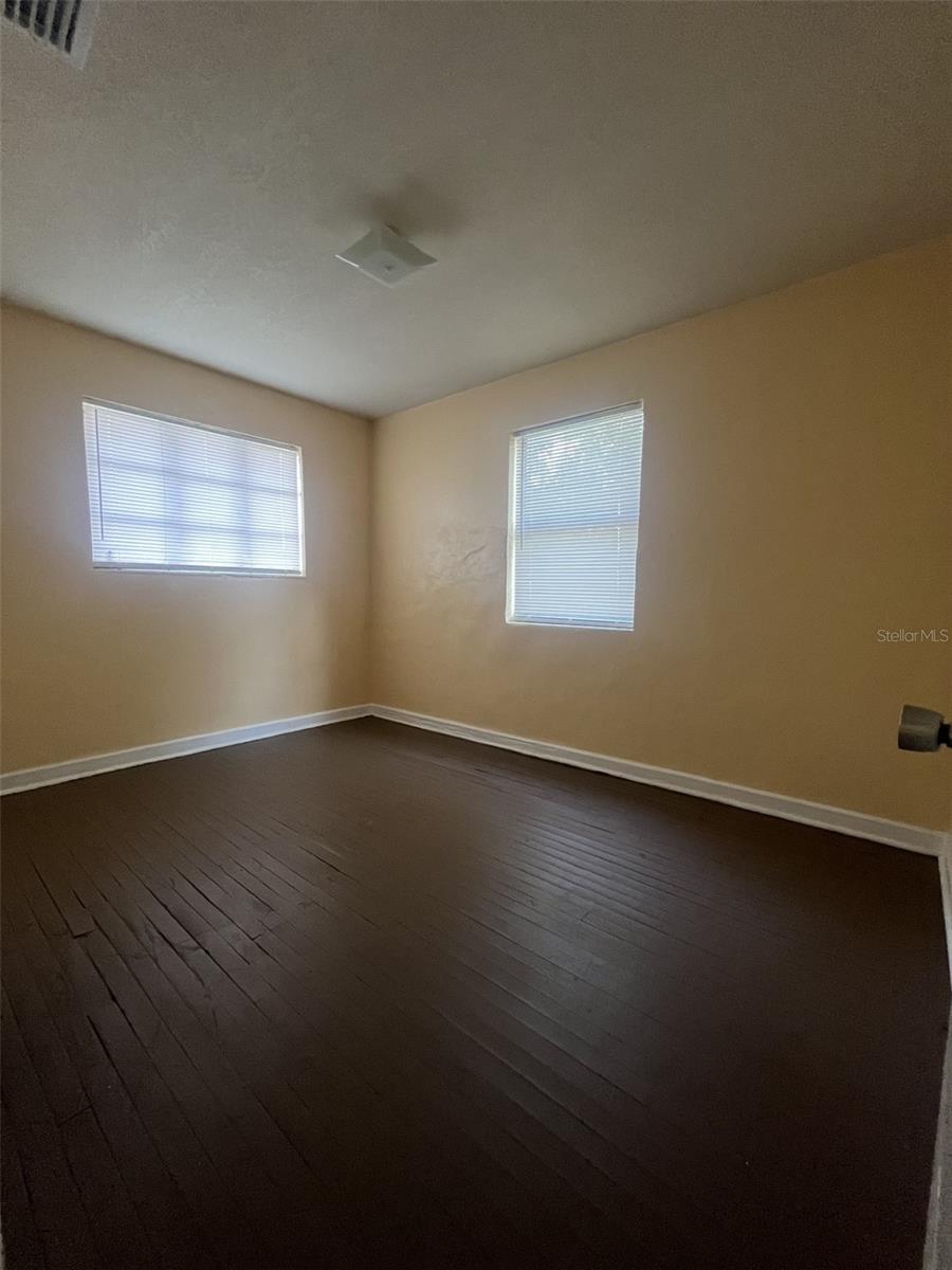 Image 6 of 9 For 5353 Orange Blossom Trail