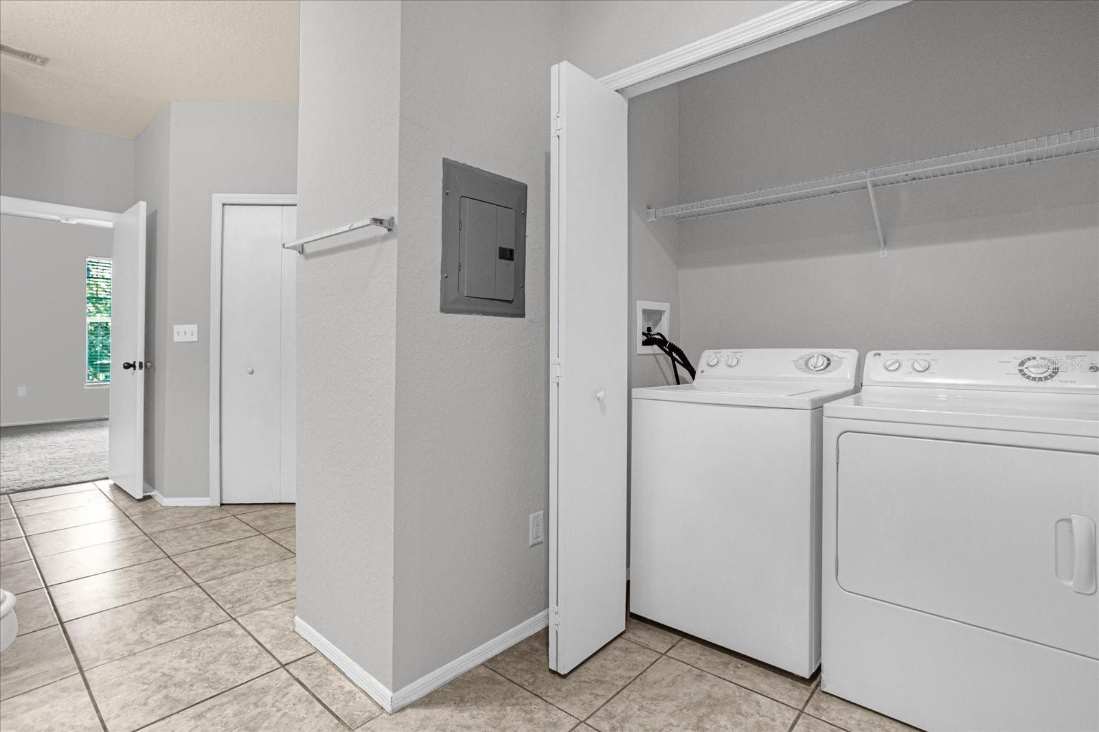 Image 19 of 38 For 107 Vista Verdi Circle 213