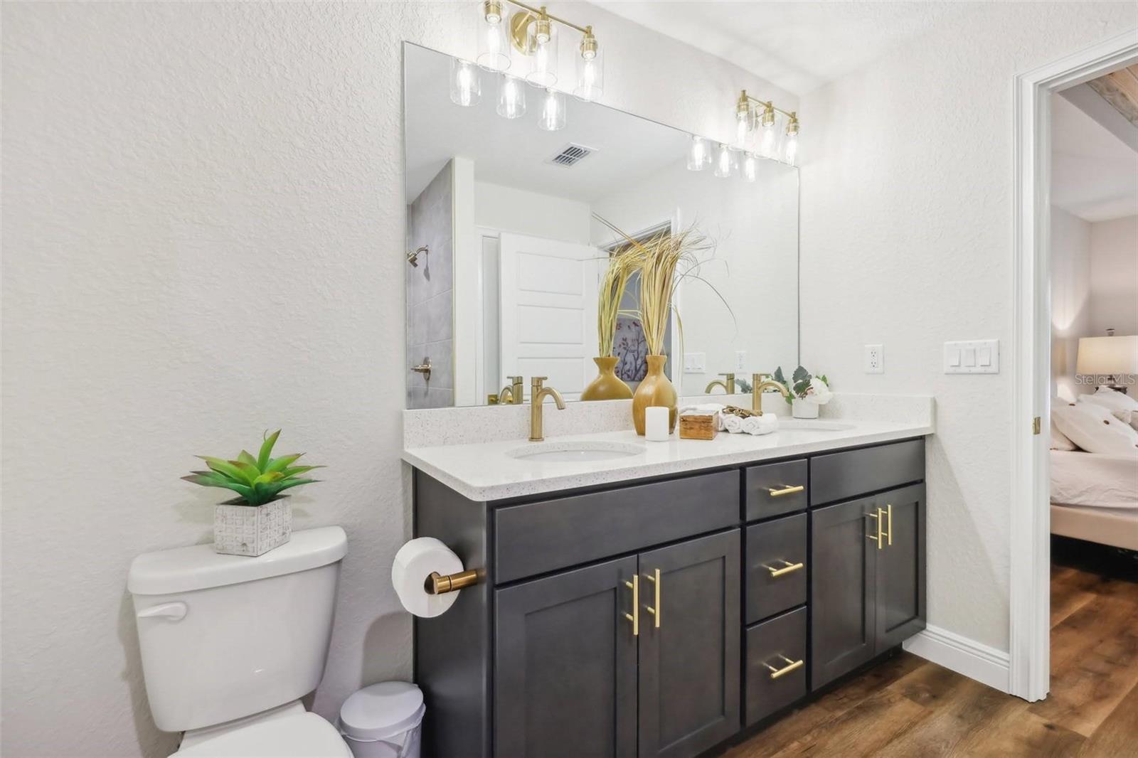 Image 23 of 53 For 411 Eridani Court