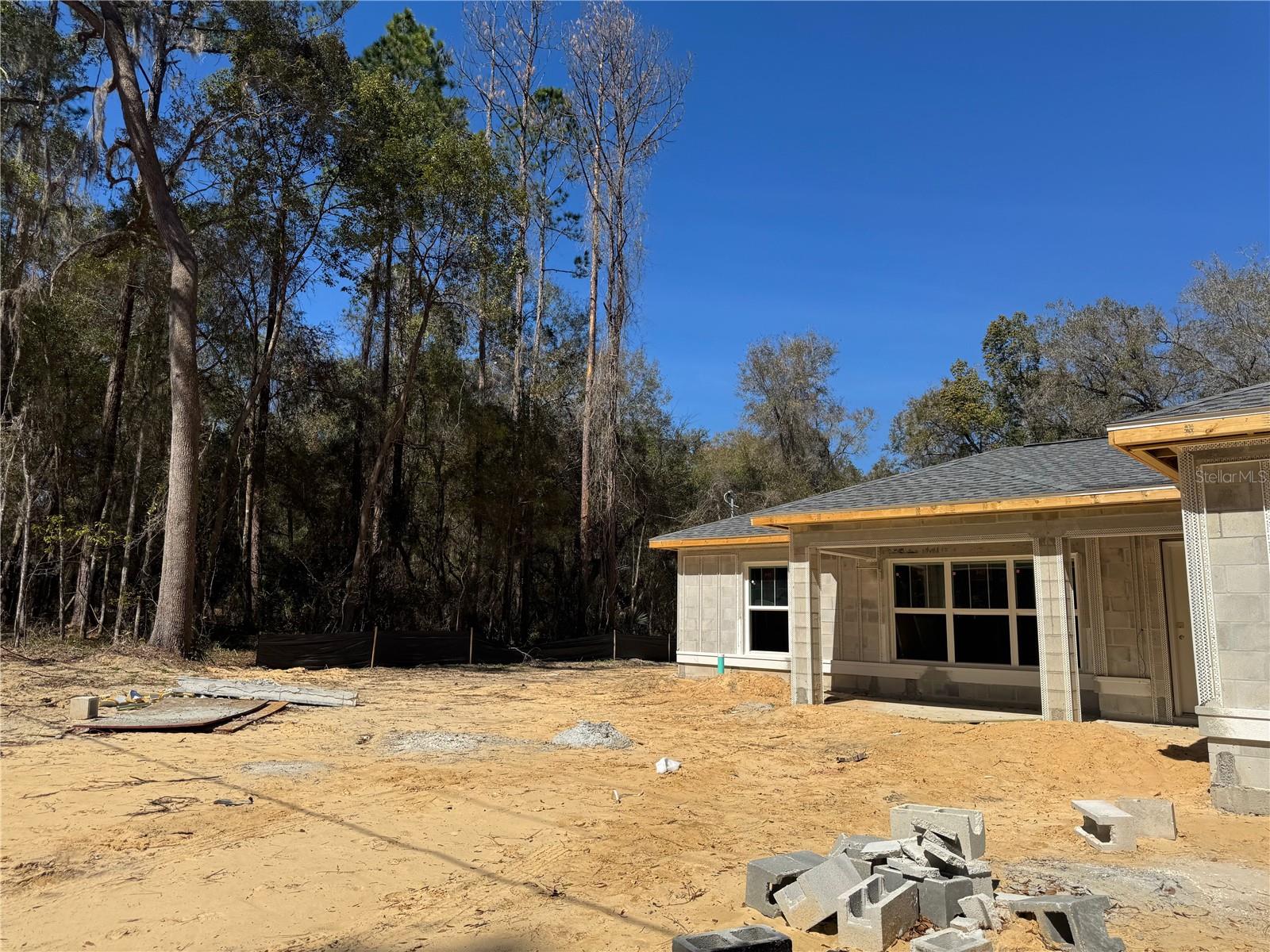 Image 33 of 53 For 411 Eridani Court