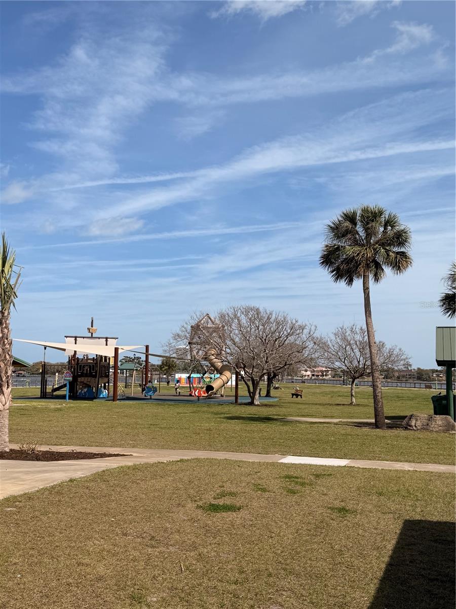 Image 23 of 23 For 1129 Holly Avenue