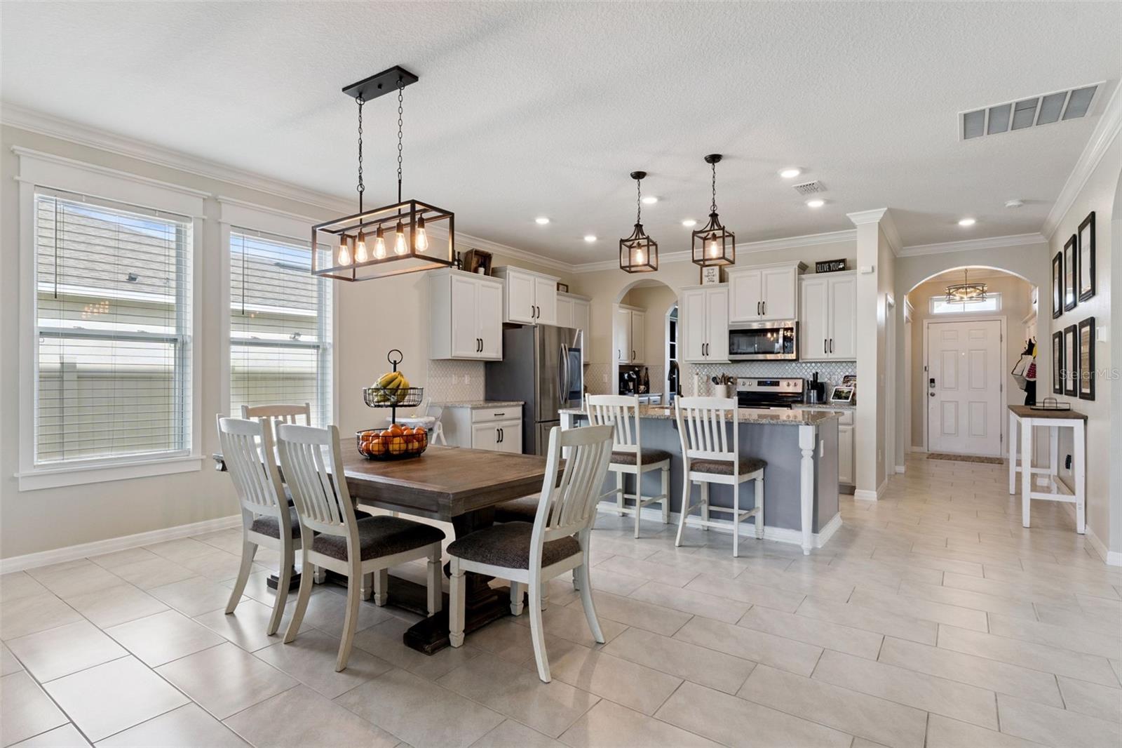 Image 11 of 53 For 478 Cavesson Street