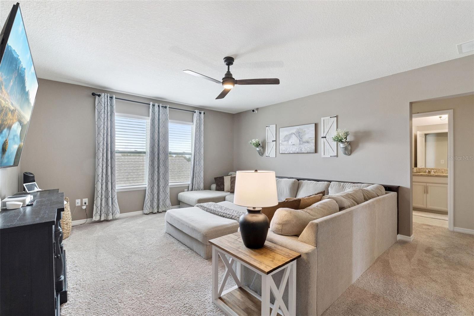 Image 19 of 53 For 478 Cavesson Street