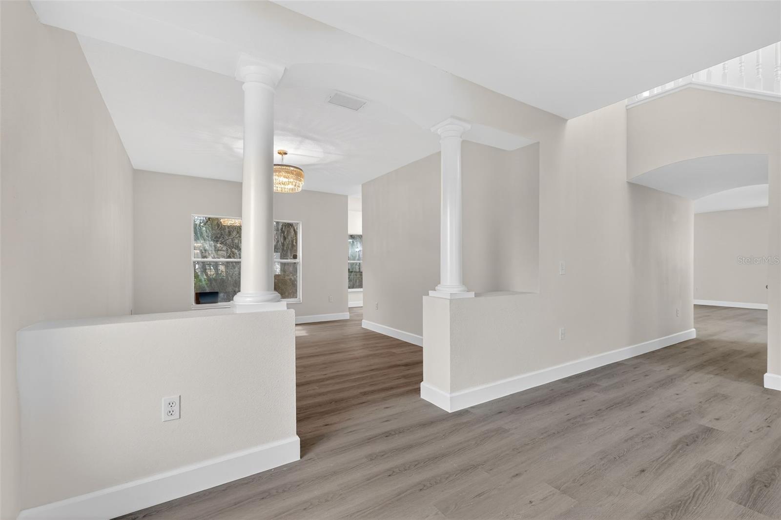 Image 10 of 74 For 402 Big Sioux Court