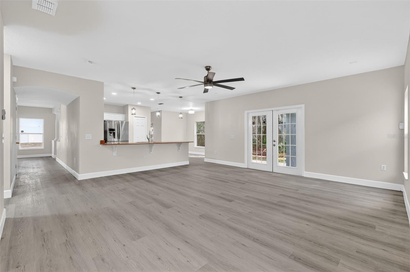 Image 40 of 74 For 402 Big Sioux Court