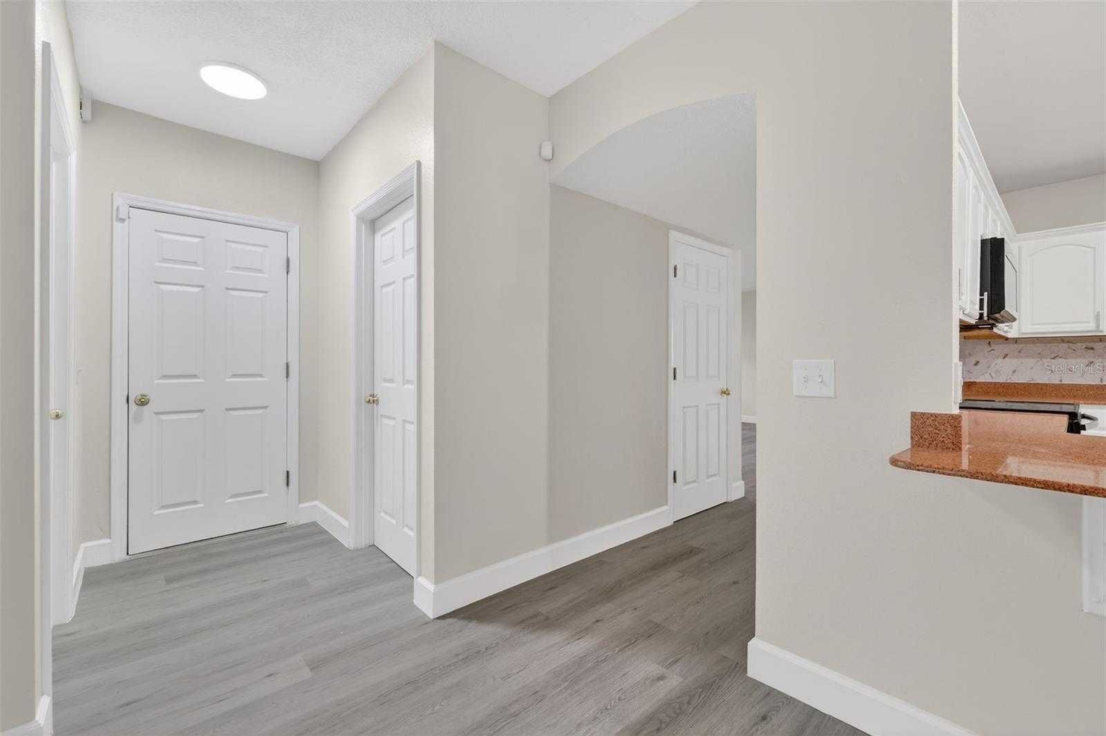 Image 42 of 74 For 402 Big Sioux Court