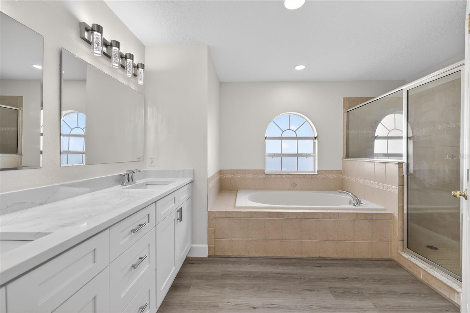 Image 48 of 74 For 402 Big Sioux Court