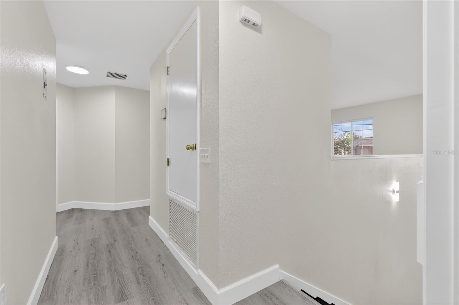 Image 51 of 74 For 402 Big Sioux Court