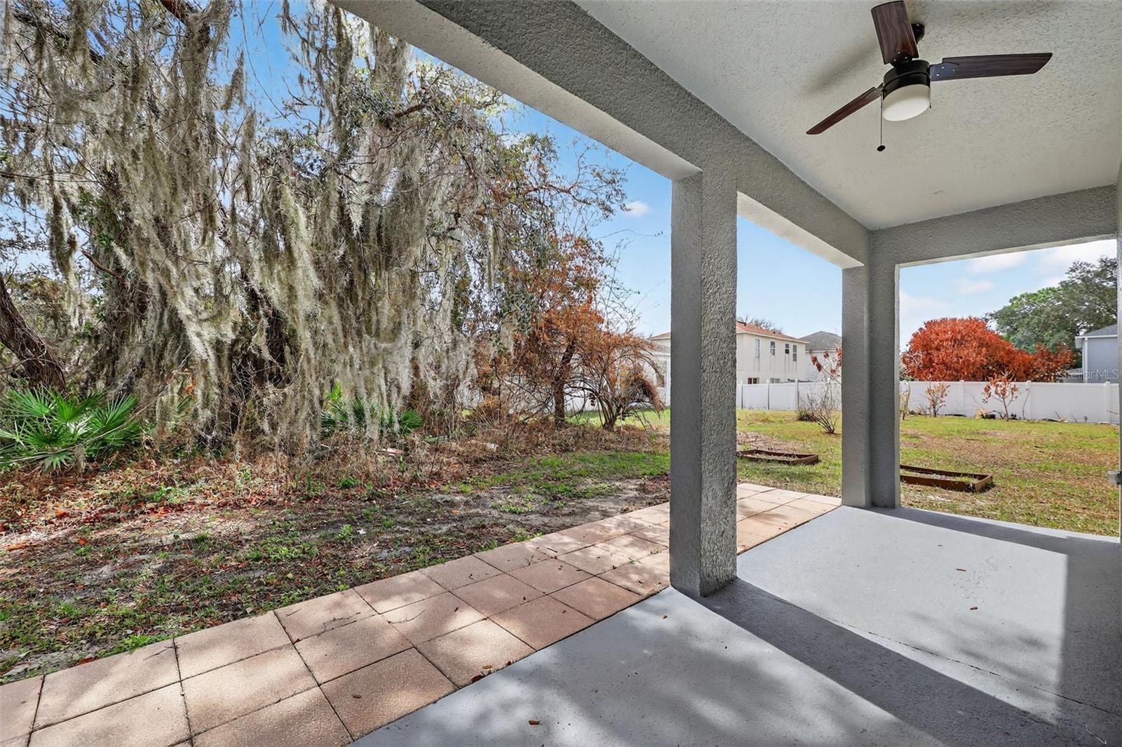 Image 55 of 74 For 402 Big Sioux Court