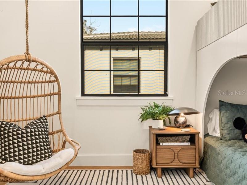 Image 26 of 46 For 1405 Miller Avenue