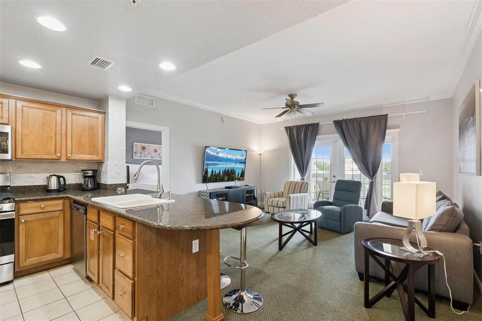 Image 11 of 55 For 7655 Heritage Crossing Way 201