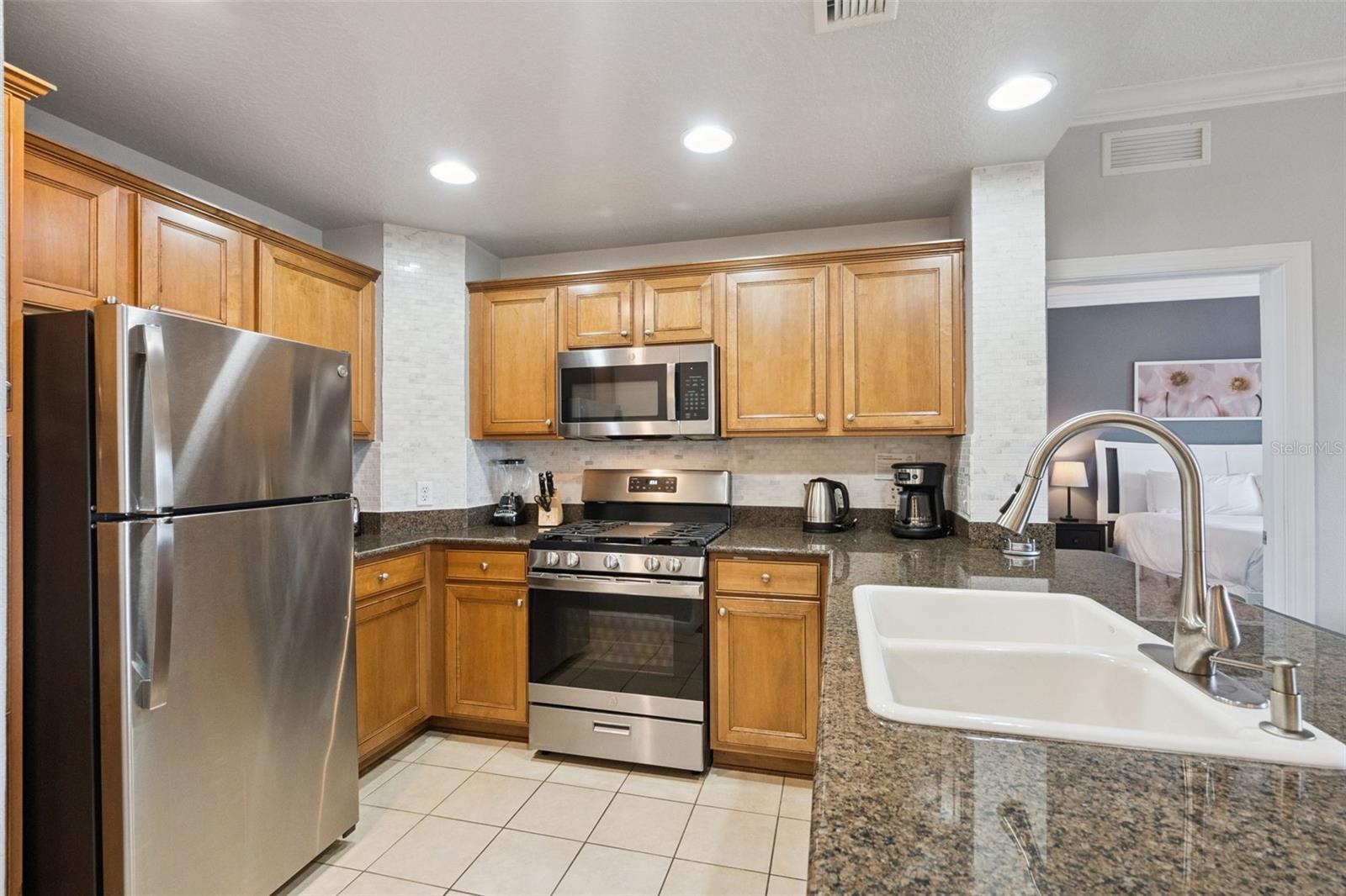 Image 15 of 55 For 7655 Heritage Crossing Way 201