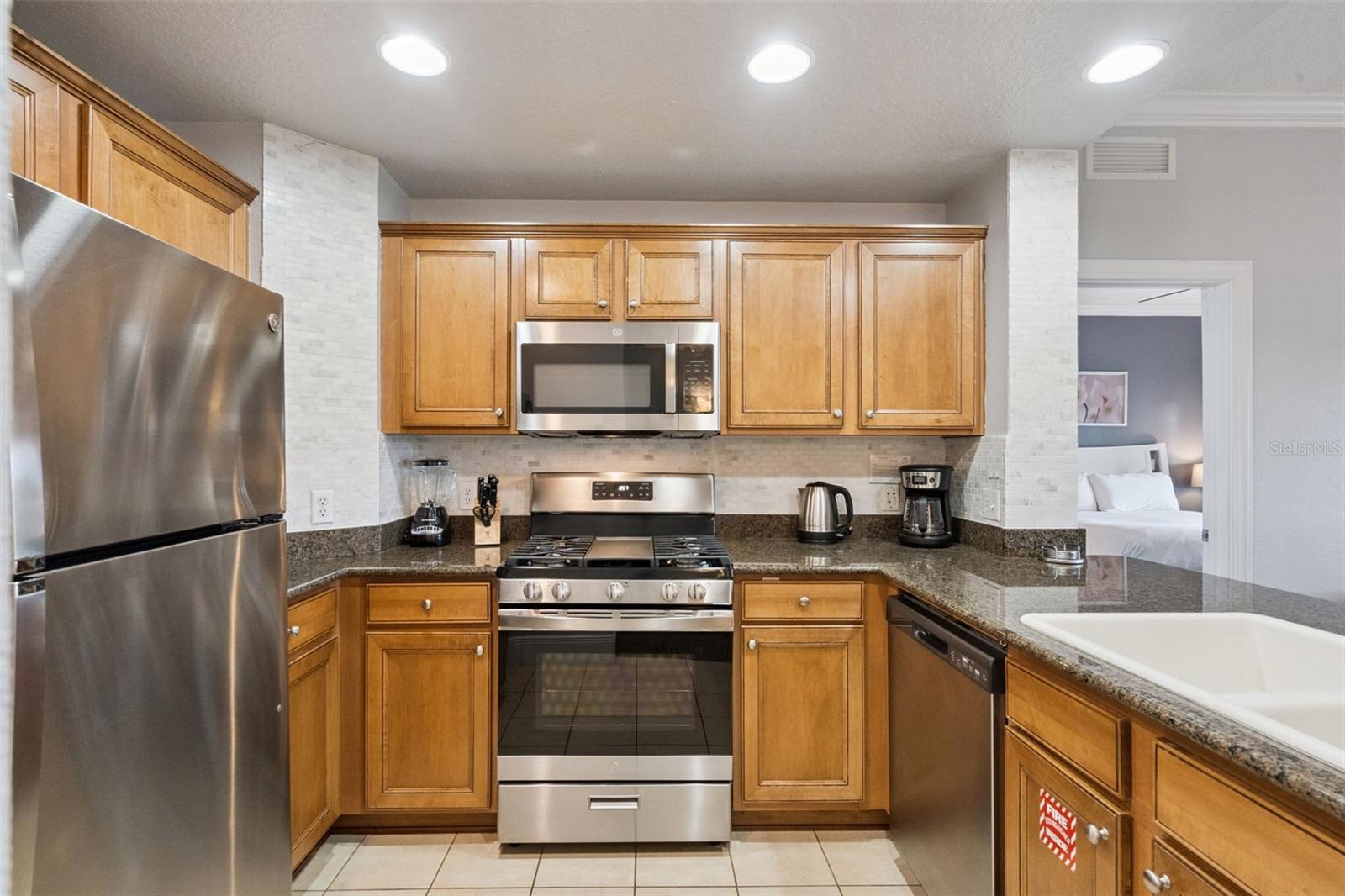 Image 16 of 55 For 7655 Heritage Crossing Way 201