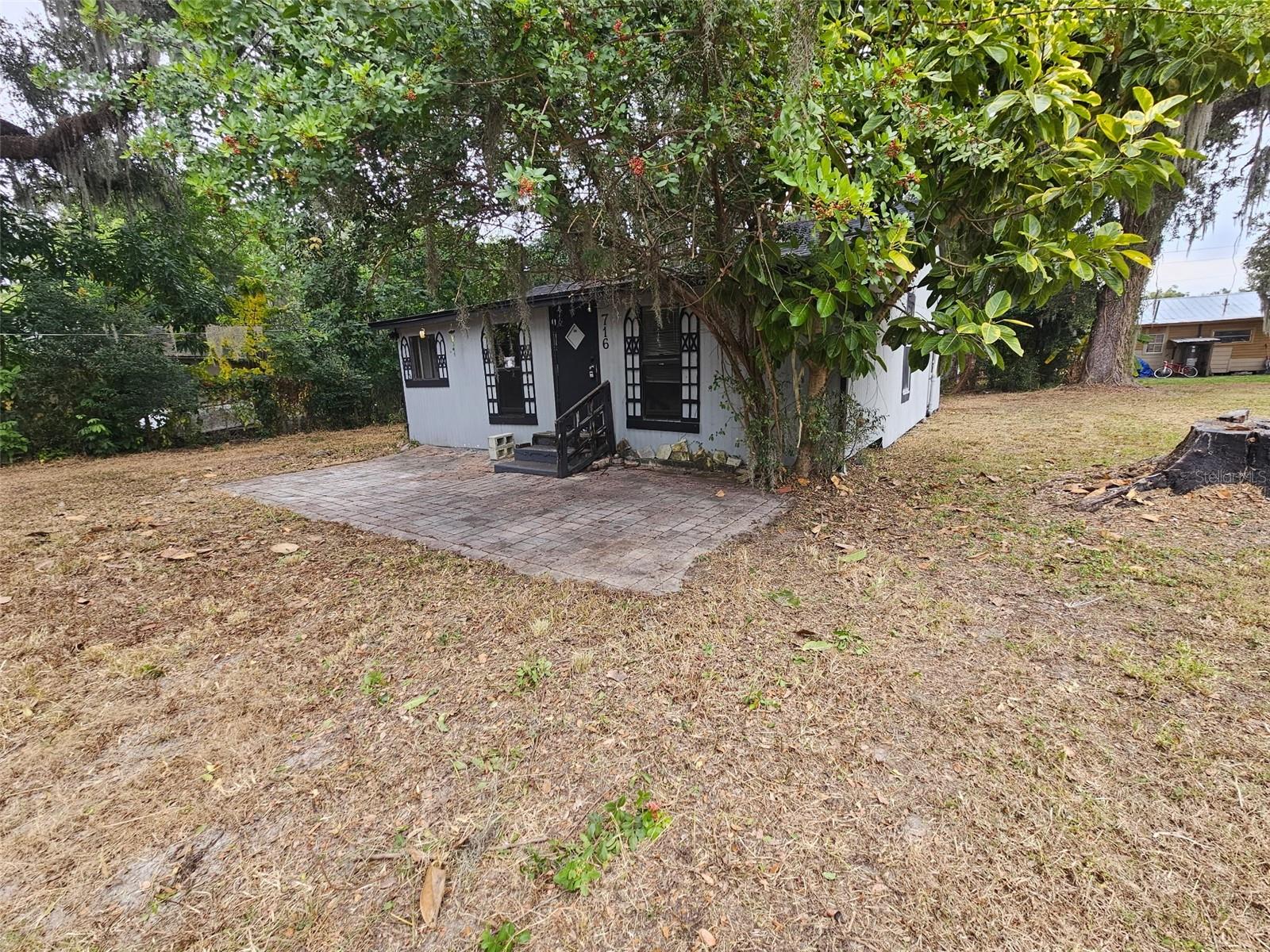 Image 2 of 3 For 716 Clermont Avenue