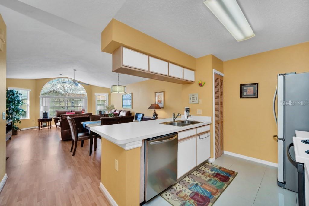 Image 21 of 34 For 3139 Britannia Boulevard C