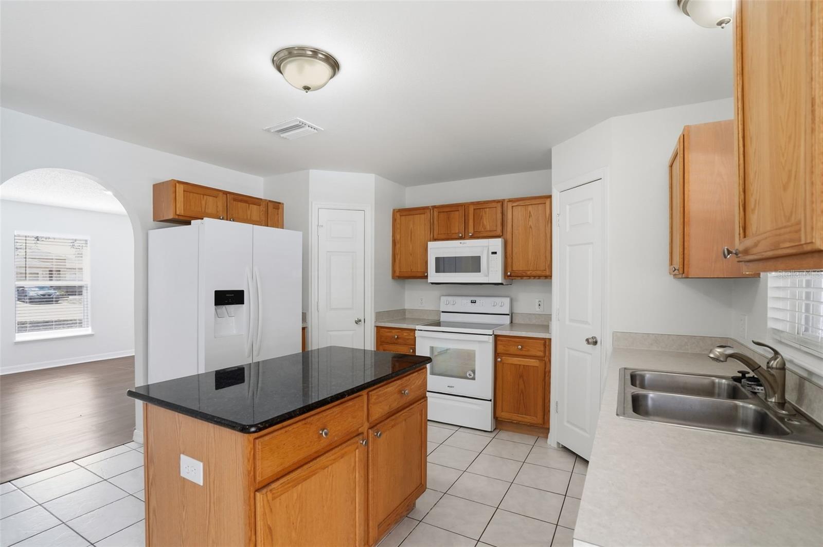 Image 13 of 42 For 10114 Maronda Drive