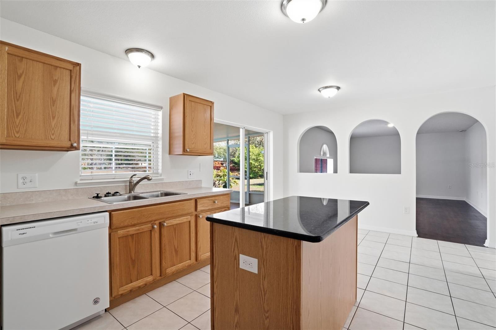 Image 16 of 42 For 10114 Maronda Drive