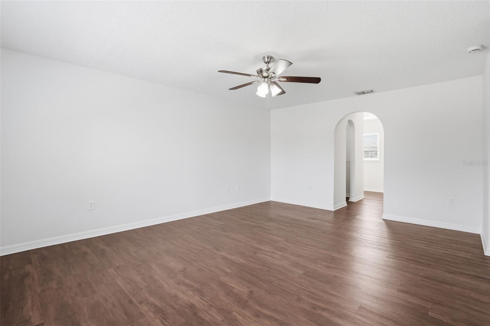 Image 23 of 42 For 10114 Maronda Drive