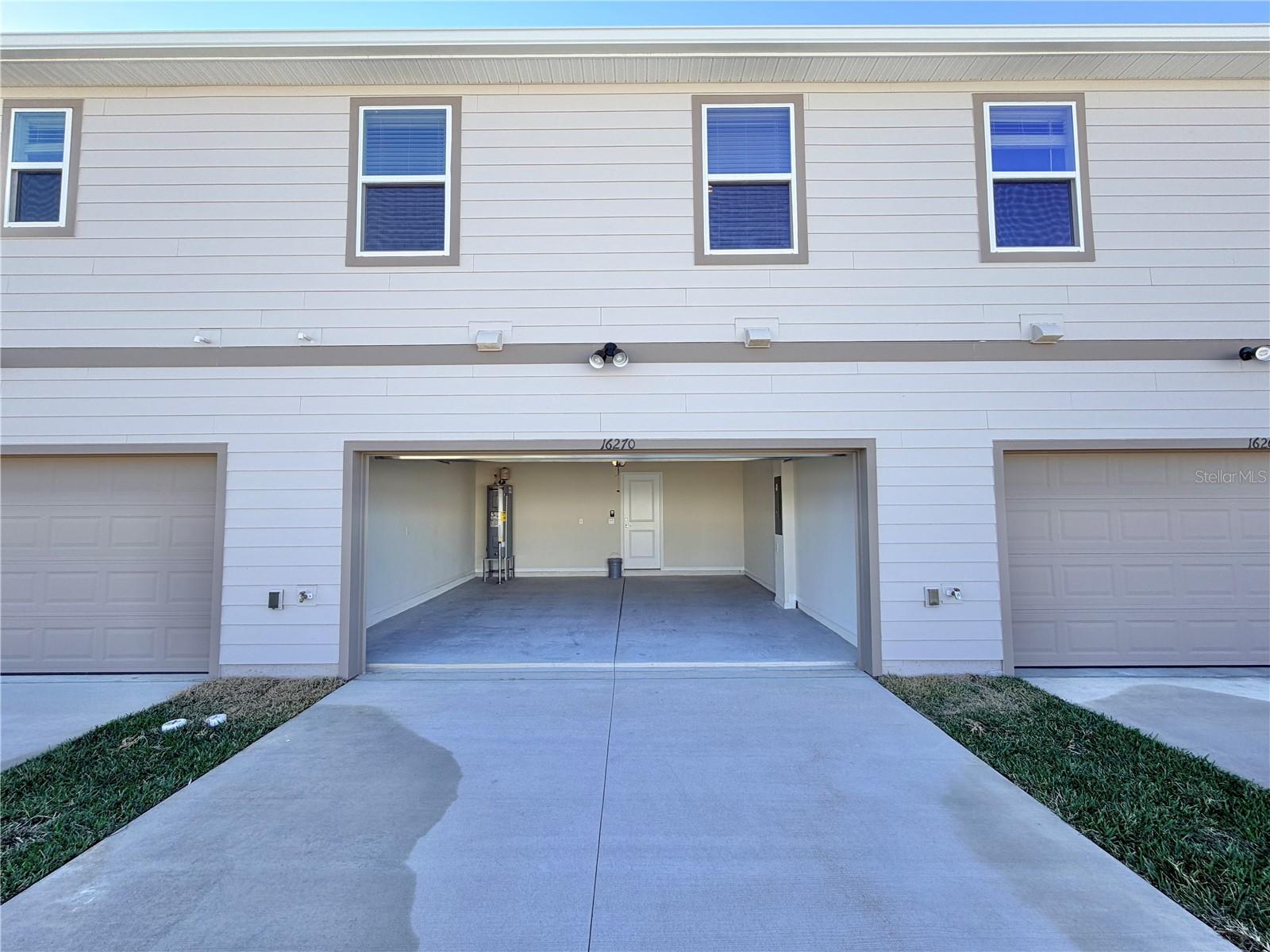 Image 15 of 34 For 16270 Merry Alley