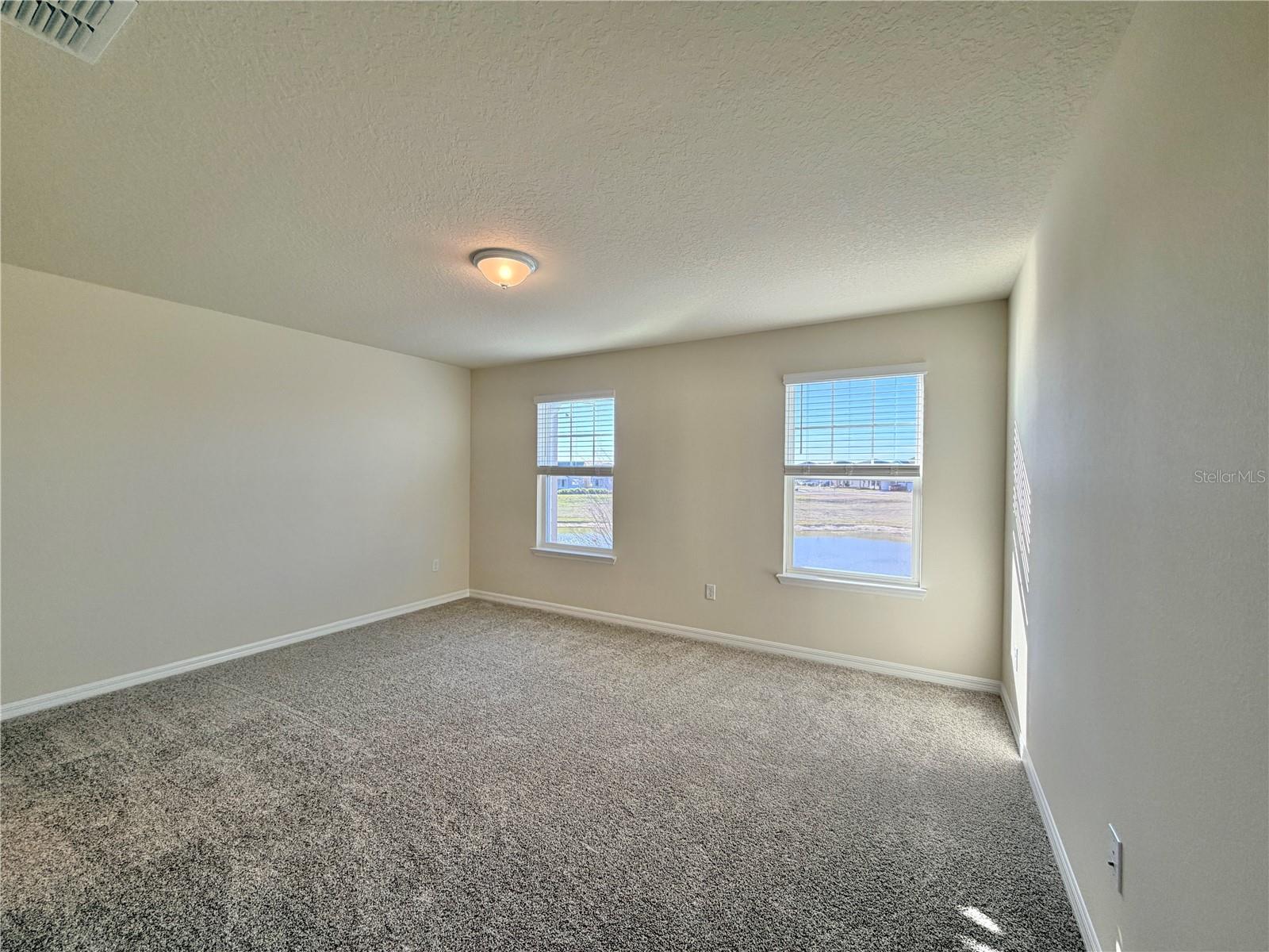 Image 19 of 34 For 16270 Merry Alley