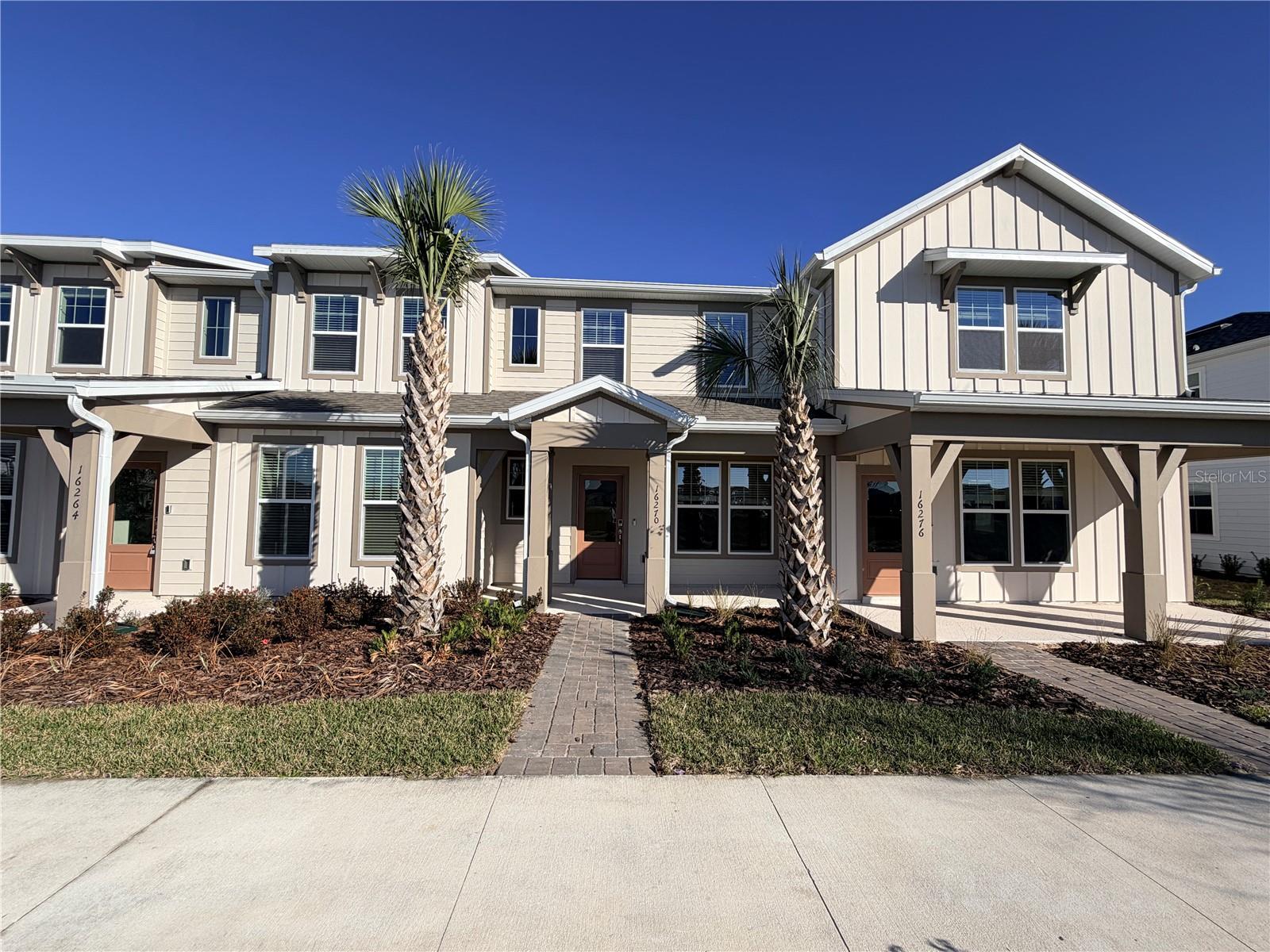 Image 2 of 34 For 16270 Merry Alley