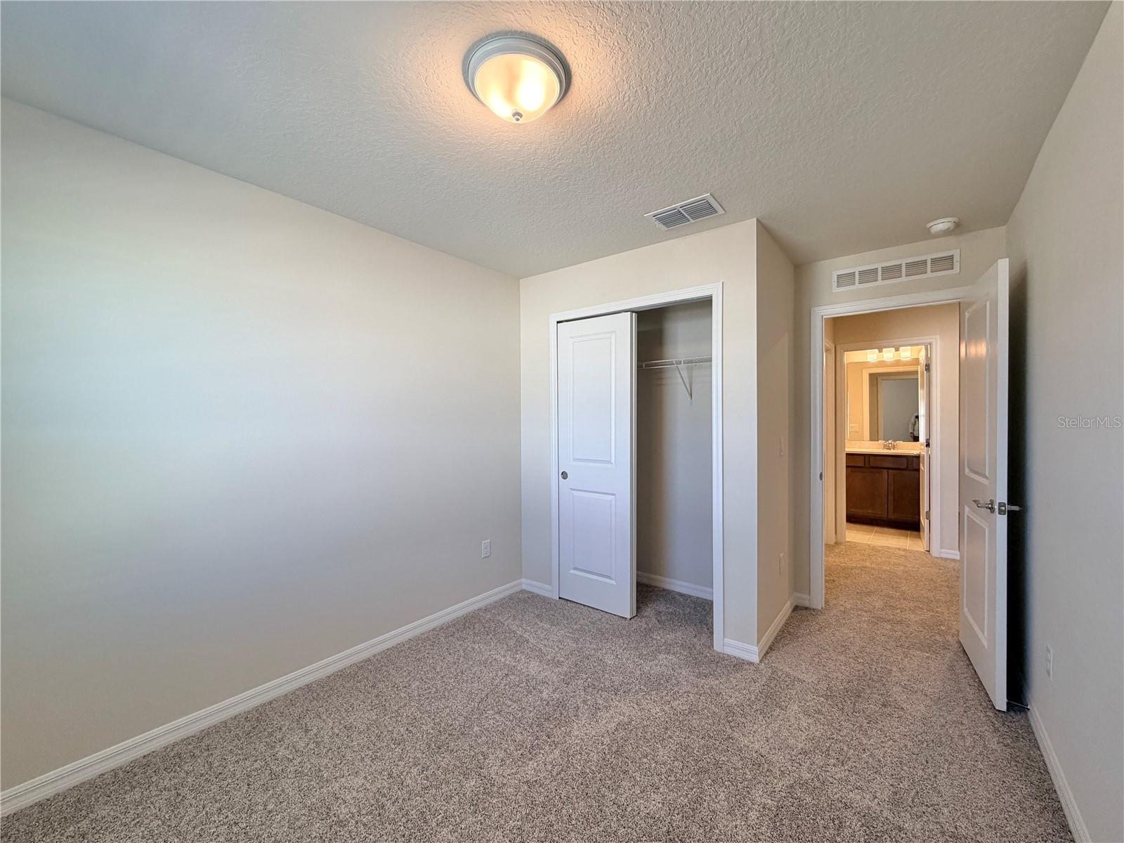 Image 33 of 34 For 16270 Merry Alley