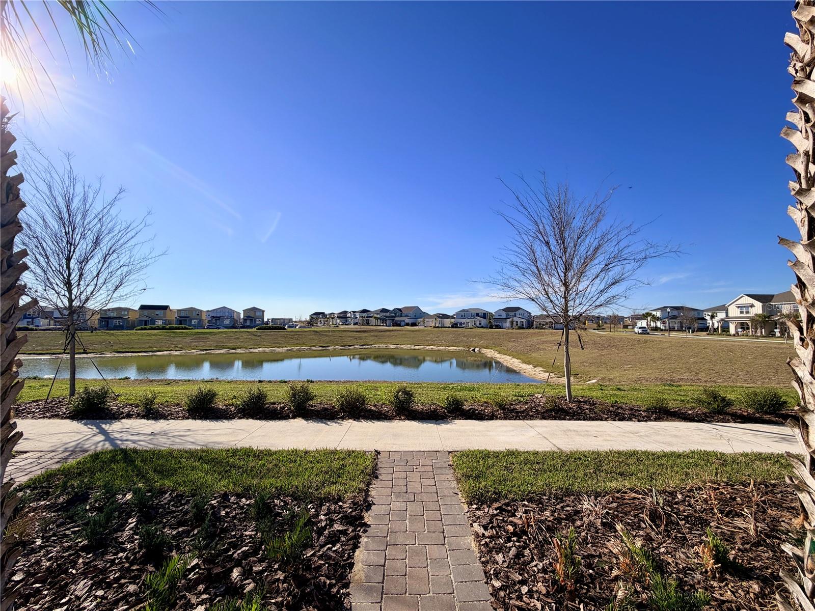 Image 4 of 34 For 16270 Merry Alley