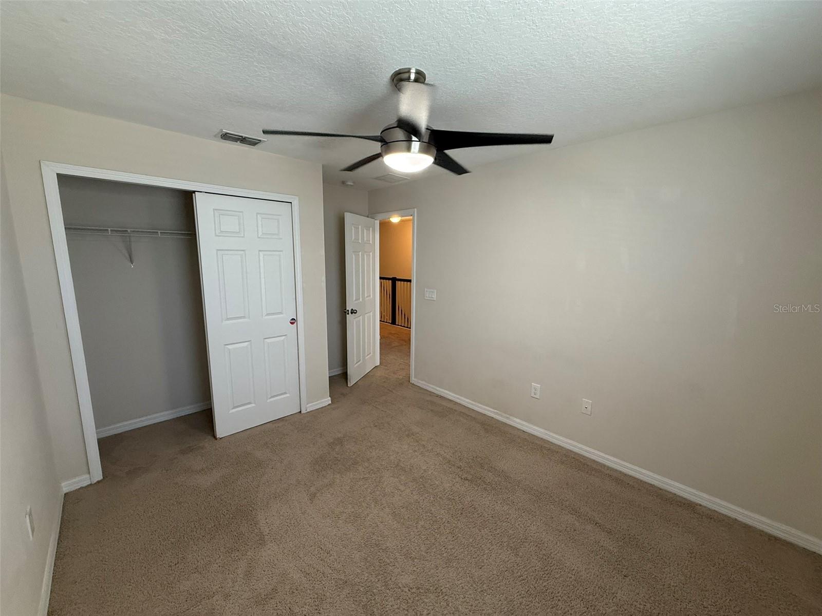 Listing photo id 12 for 1753 Fulfillment Drive