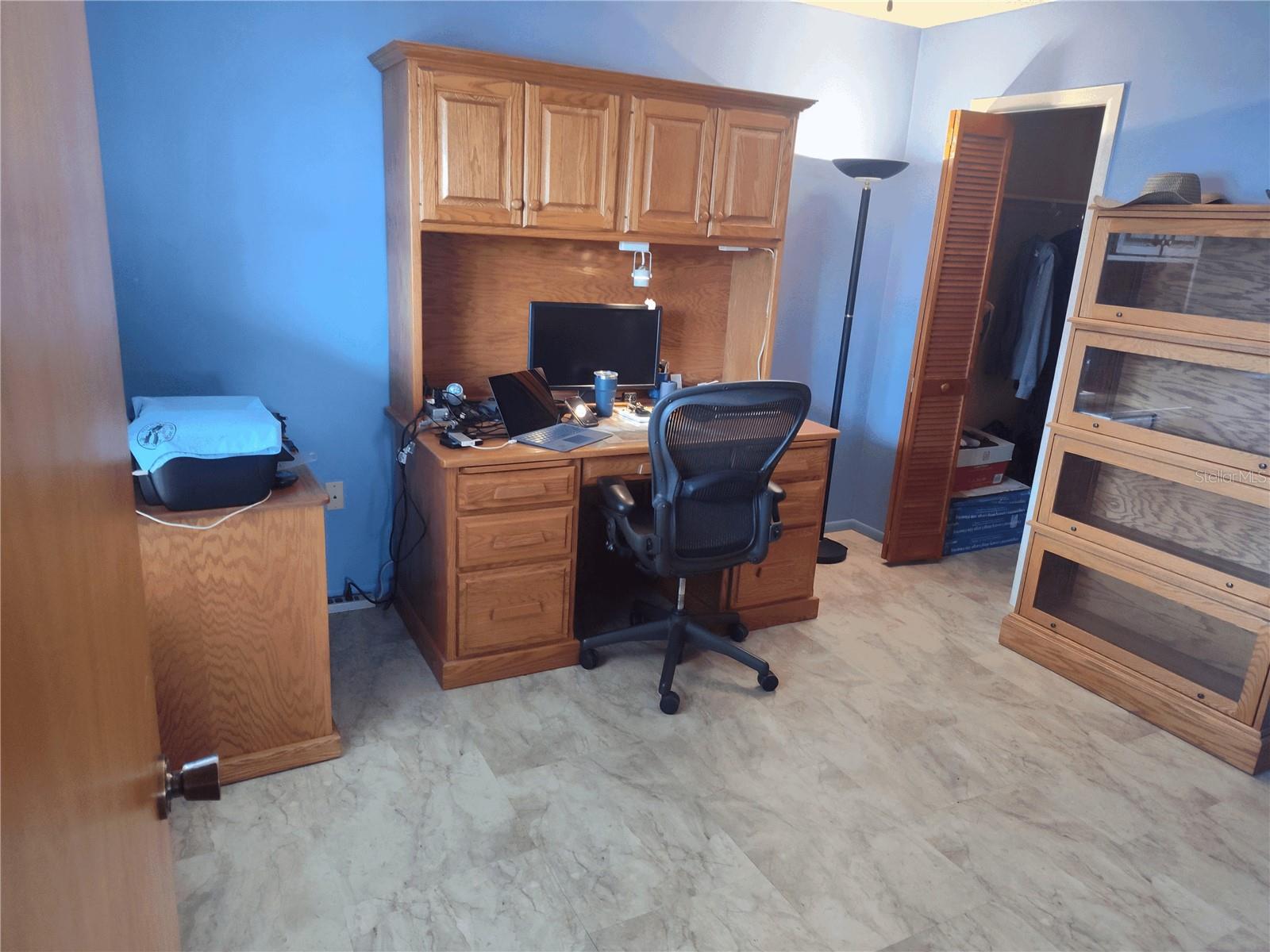 Image 16 of 54 For 8850 Pine Bay Court