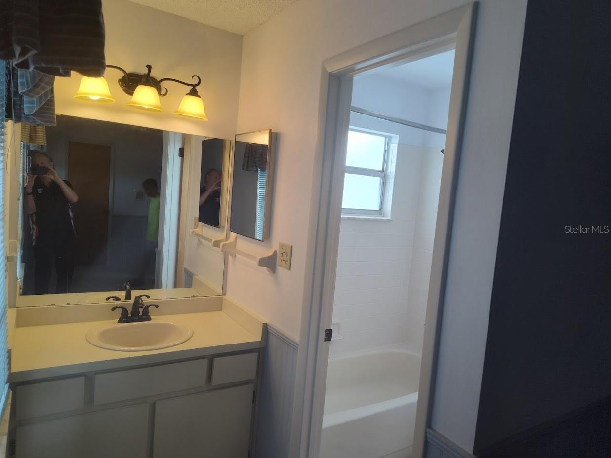 Image 38 of 54 For 8850 Pine Bay Court