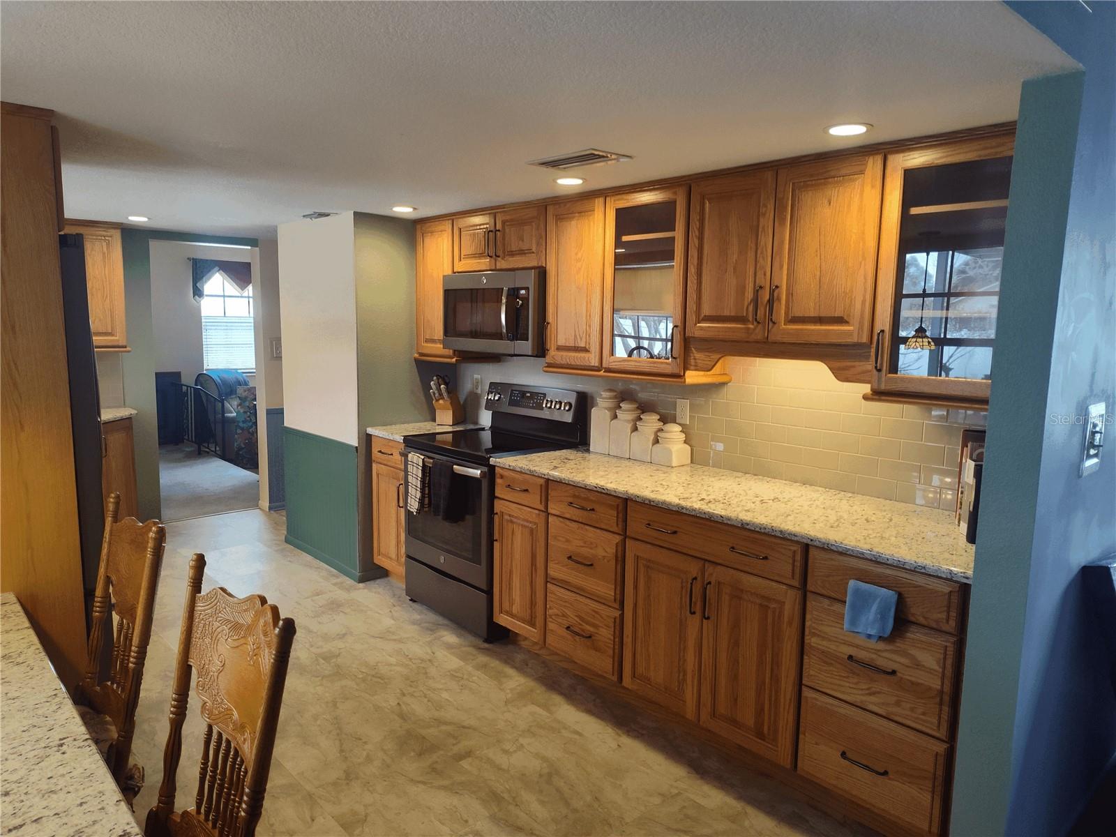 Image 4 of 54 For 8850 Pine Bay Court