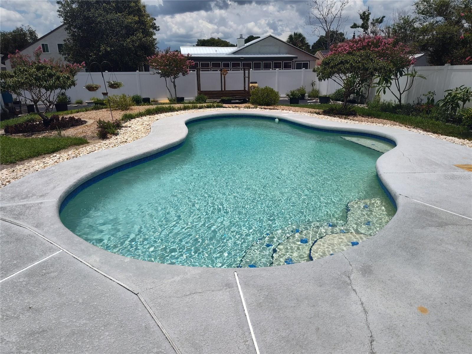 Image 44 of 54 For 8850 Pine Bay Court