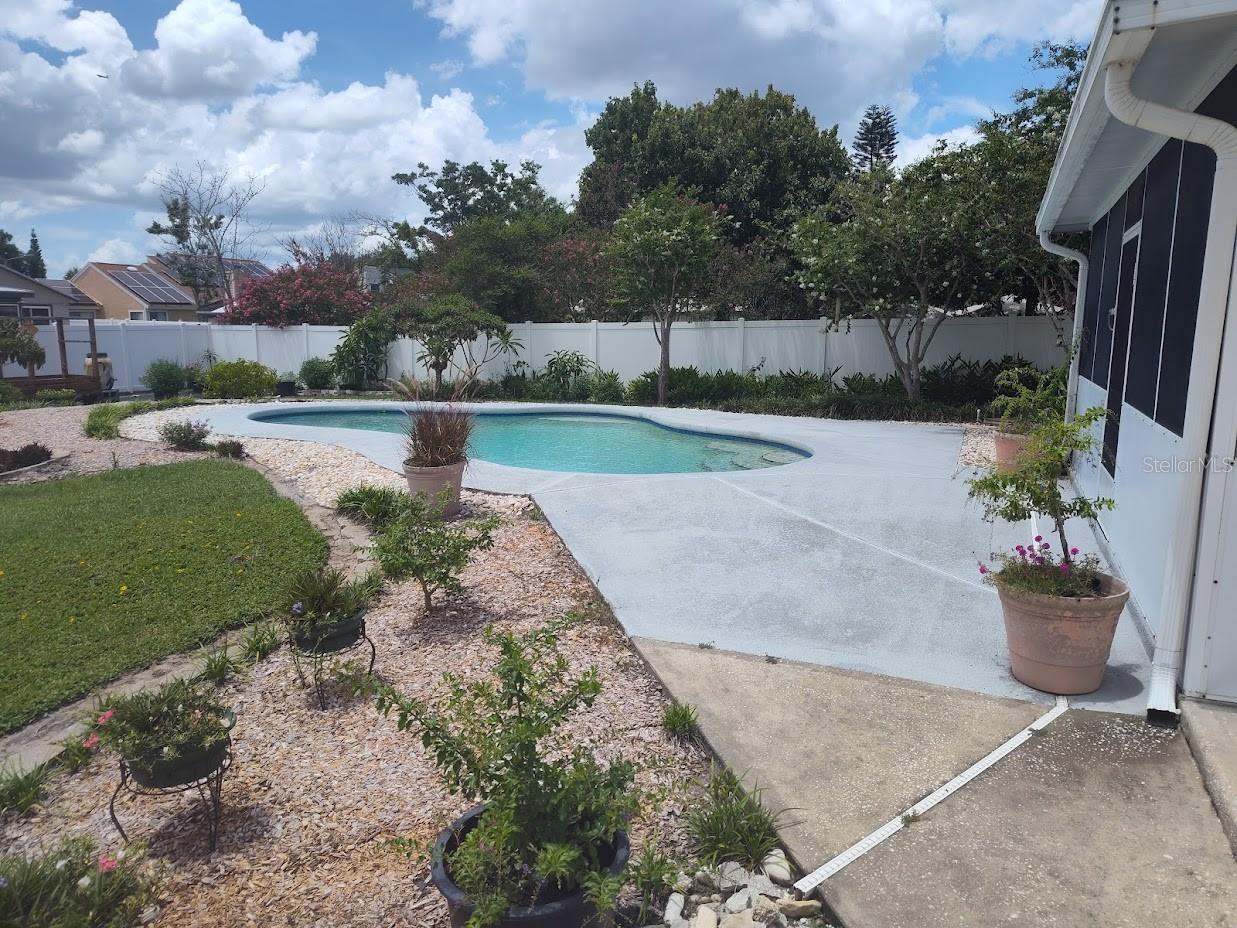 Image 45 of 54 For 8850 Pine Bay Court