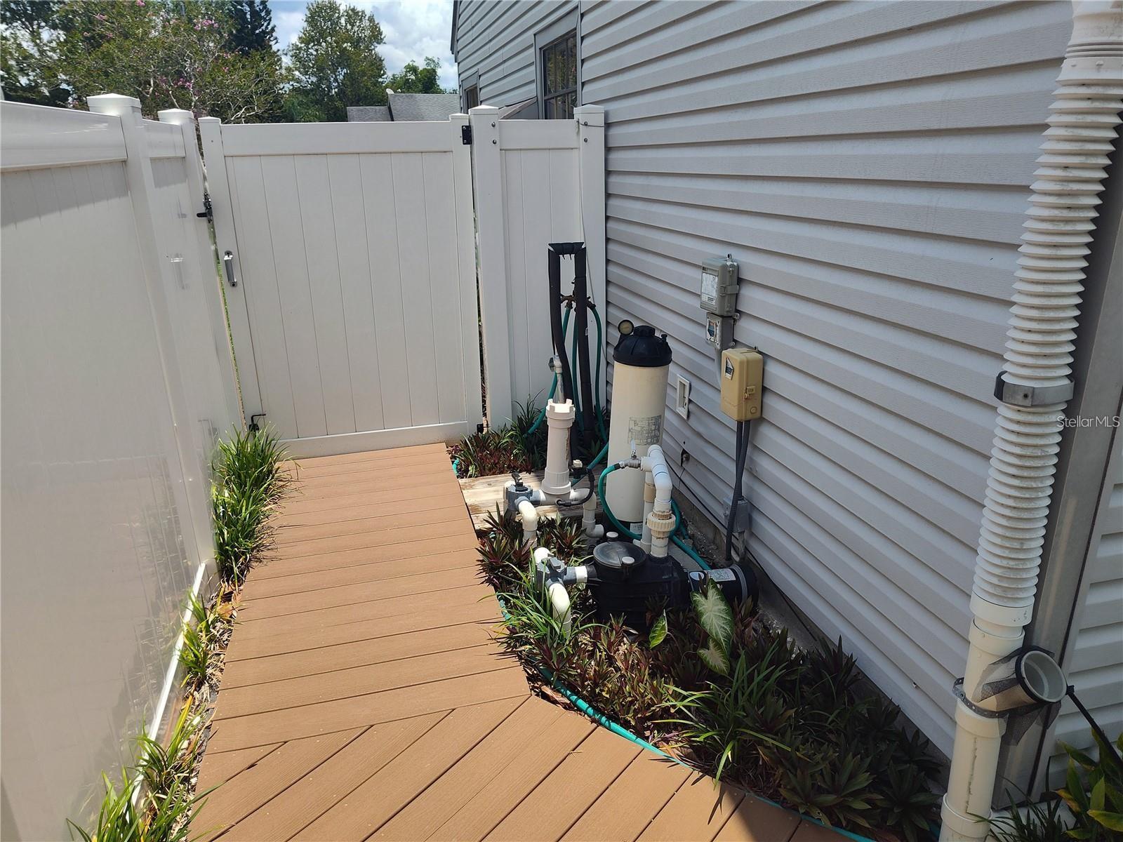 Image 53 of 54 For 8850 Pine Bay Court