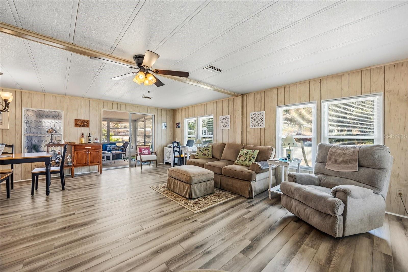 Image 4 of 45 For 3603 Citrus Circle 1483