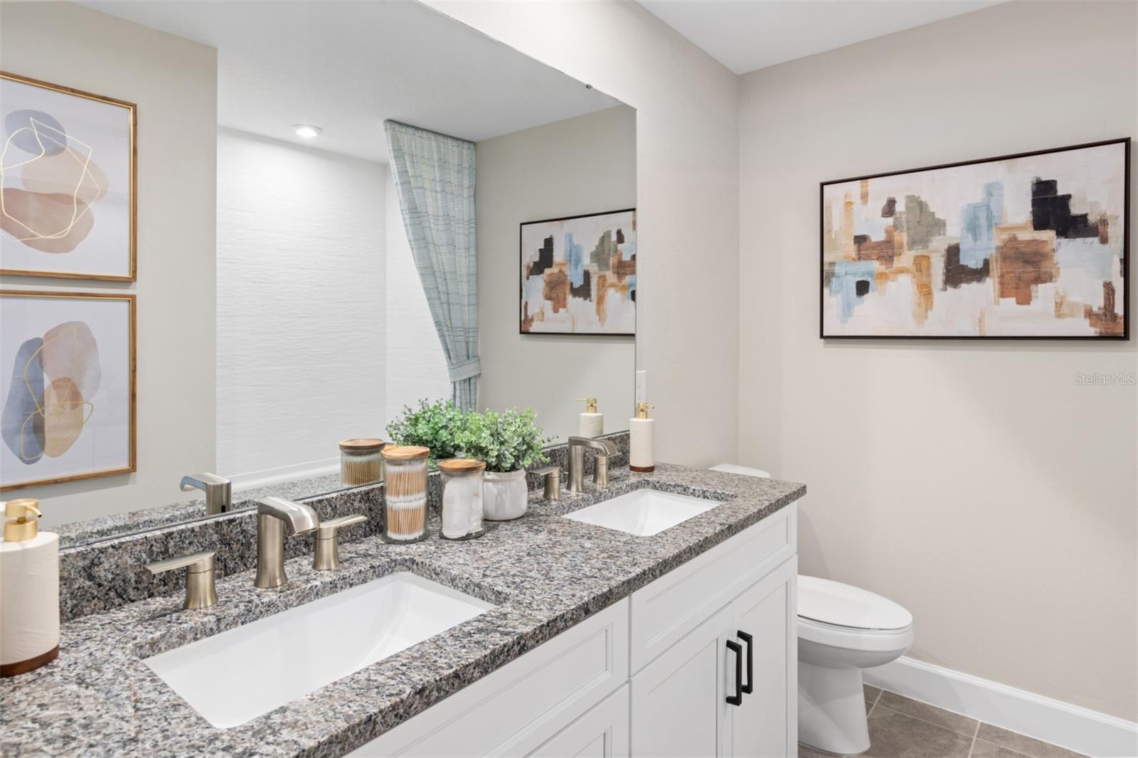 Image 23 of 35 For 189 Bear Springs Drive