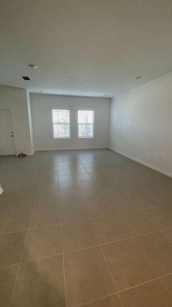 Image 3 of 32 For 2485 Rider Rain Lane