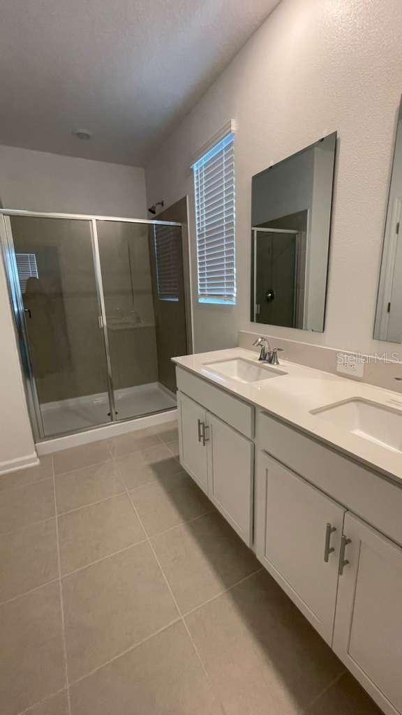 Image 9 of 32 For 2485 Rider Rain Lane