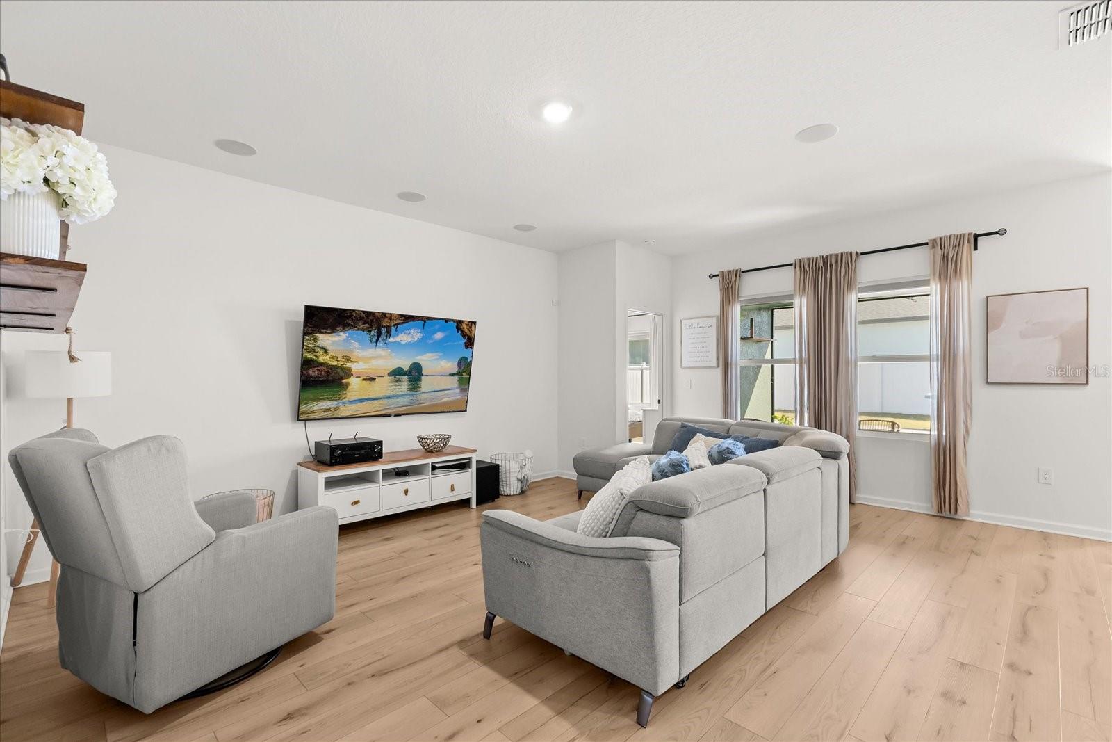 Image 7 of 25 For 2216 Crossbow Street