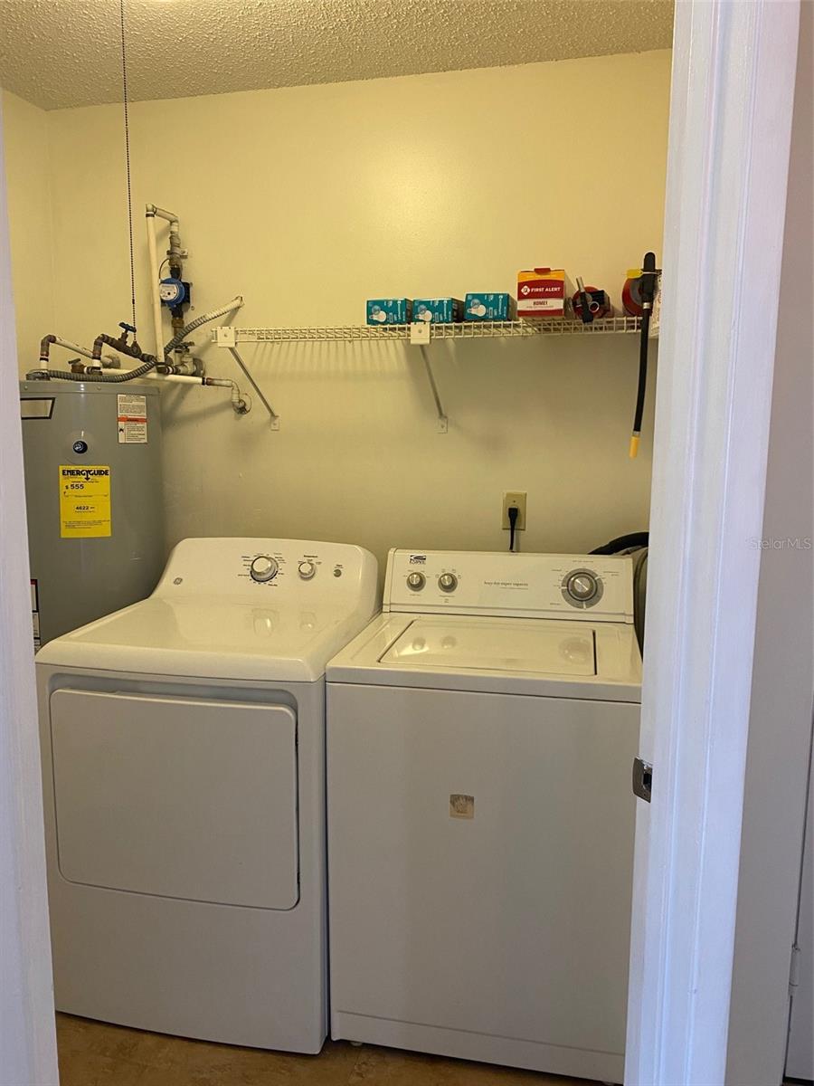 Image 19 of 35 For 2592 Grassy Point Drive 200