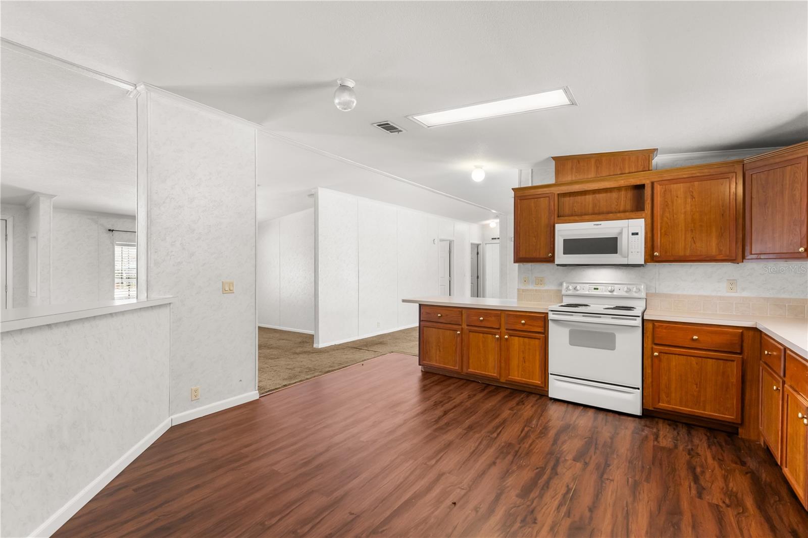 Image 10 of 45 For 17237 17th Circle