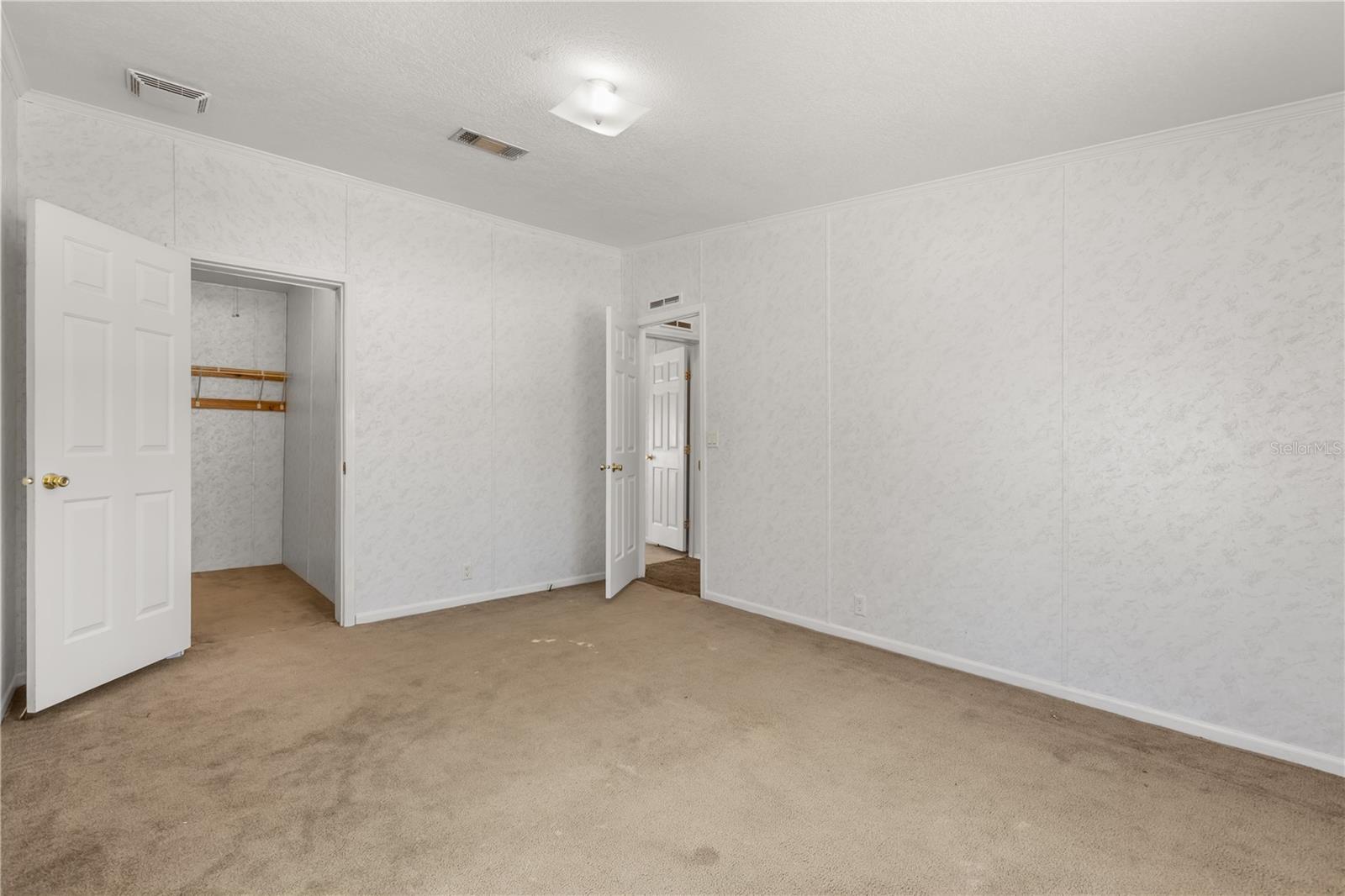 Image 18 of 45 For 17237 17th Circle