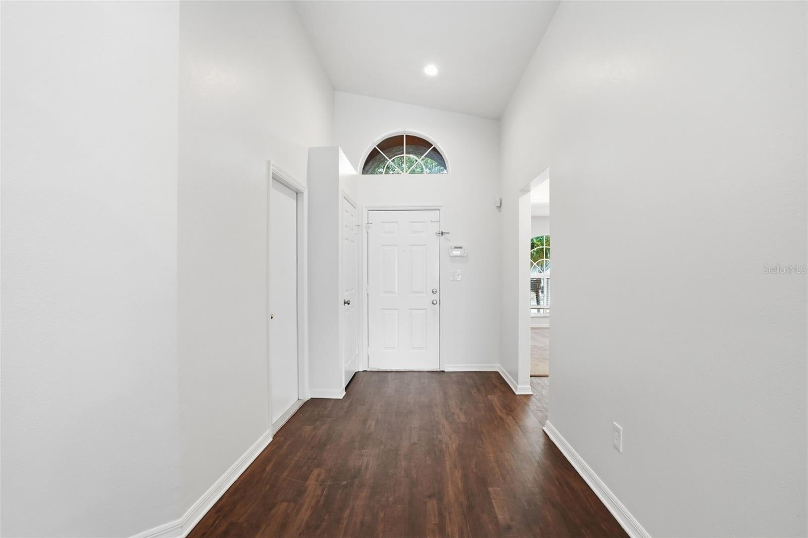 Image 10 of 32 For 522 Beth Ann Street