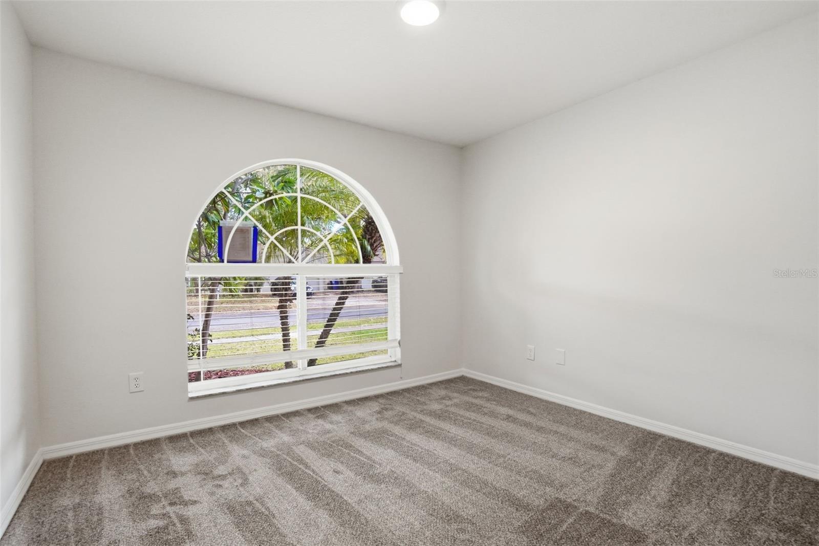 Image 14 of 32 For 522 Beth Ann Street