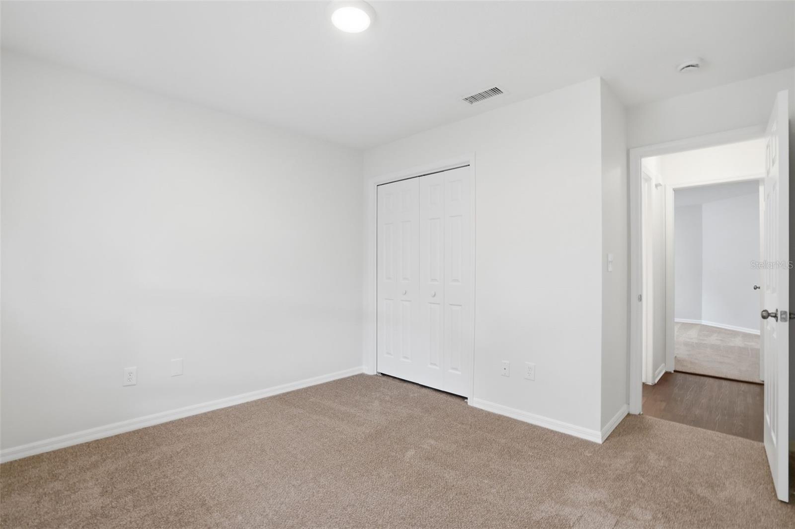 Image 15 of 32 For 522 Beth Ann Street