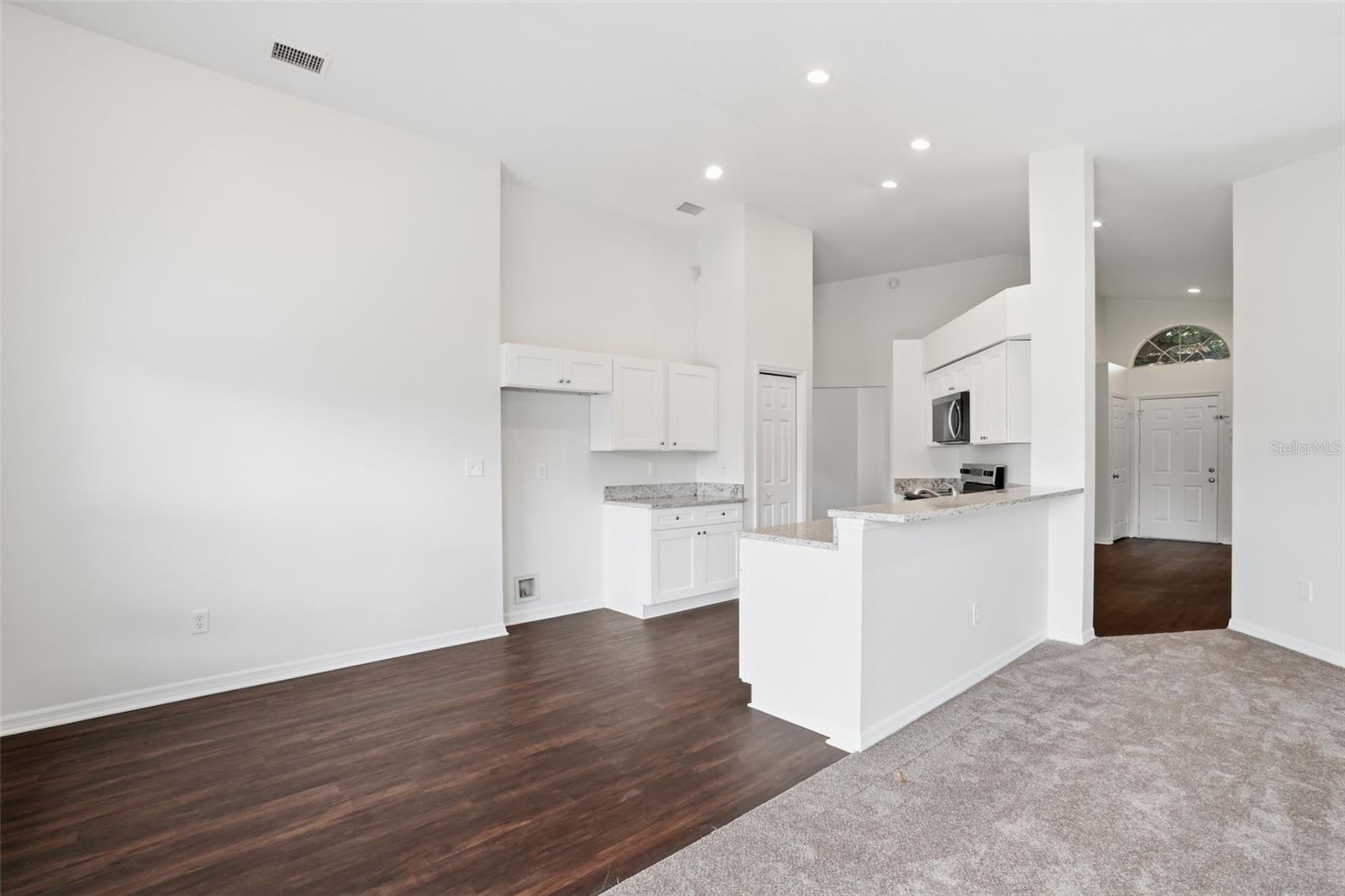 Image 19 of 32 For 522 Beth Ann Street